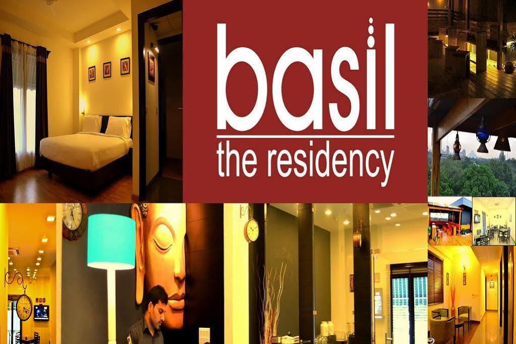 Siesta Basil - Okhla Hotel New Delhi Ngoại thất bức ảnh