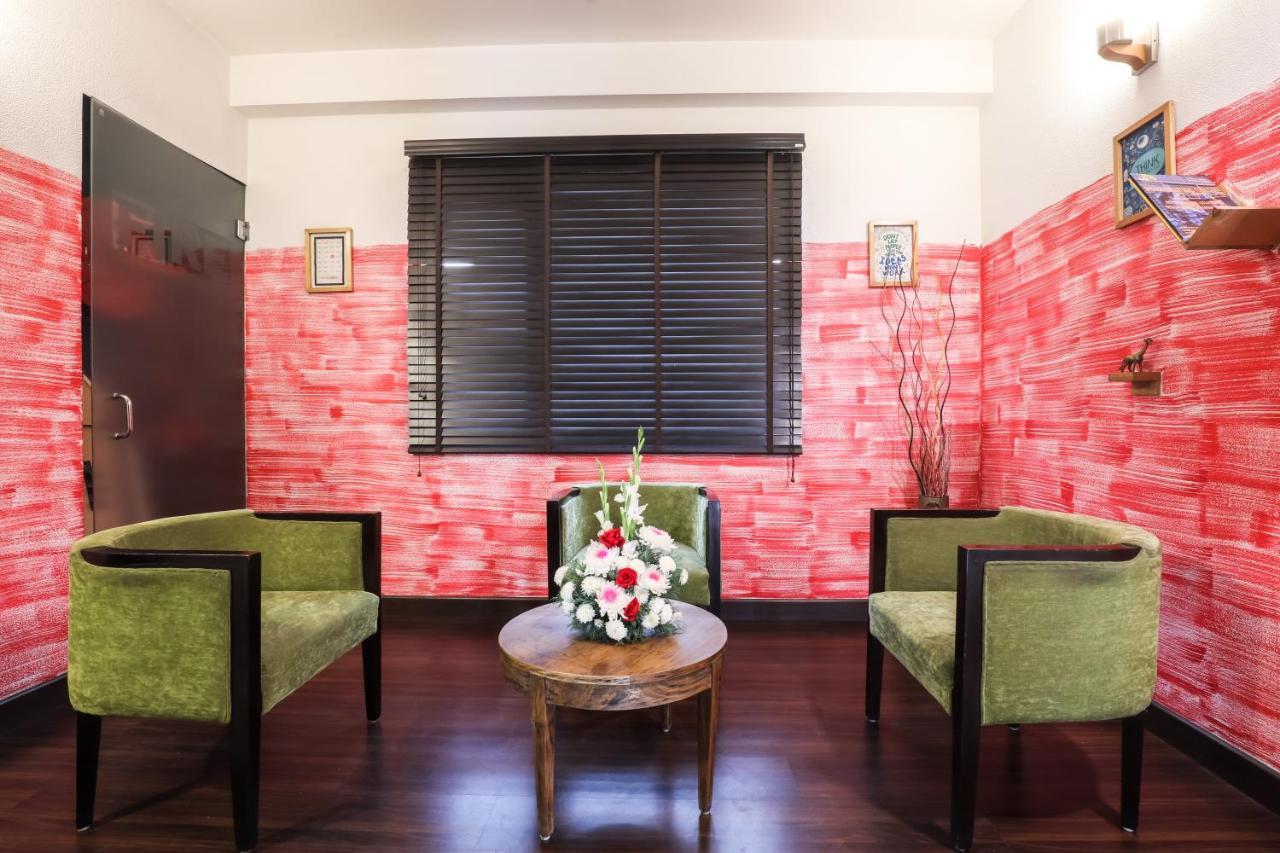 Siesta Basil - Okhla Hotel New Delhi Ngoại thất bức ảnh