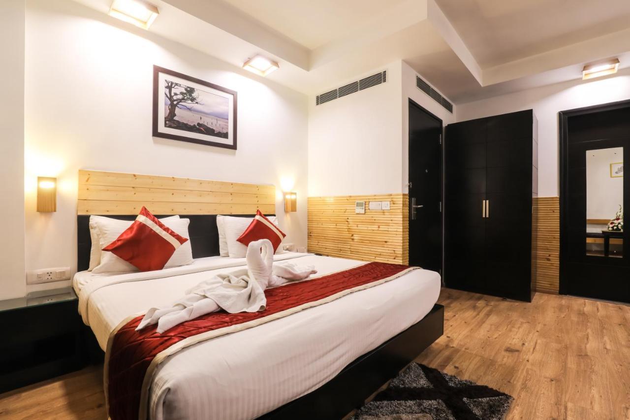 Siesta Basil - Okhla Hotel New Delhi Ngoại thất bức ảnh