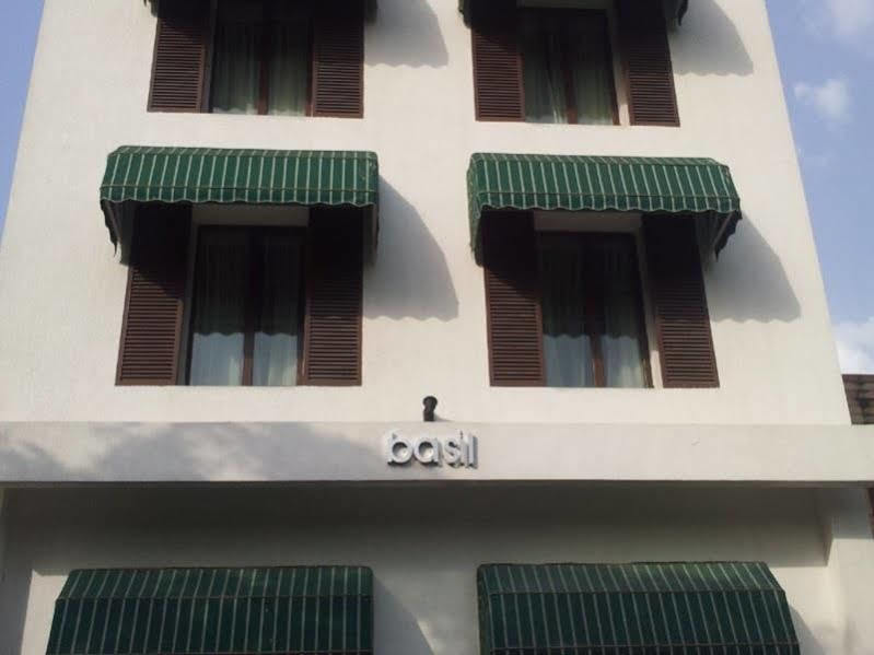 Siesta Basil - Okhla Hotel New Delhi Ngoại thất bức ảnh